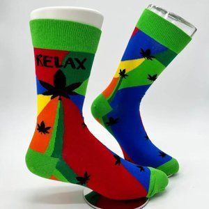 Relax Cannabis Leaves Men's Novelty Crew Socks